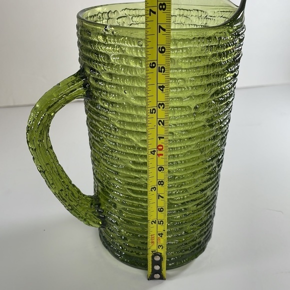 Soreno Avocado Green Crinkle Pitcher Bark Texture - Picture 5 of 9